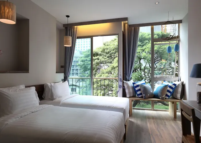 Hotel Tints Of Blue Bangkok