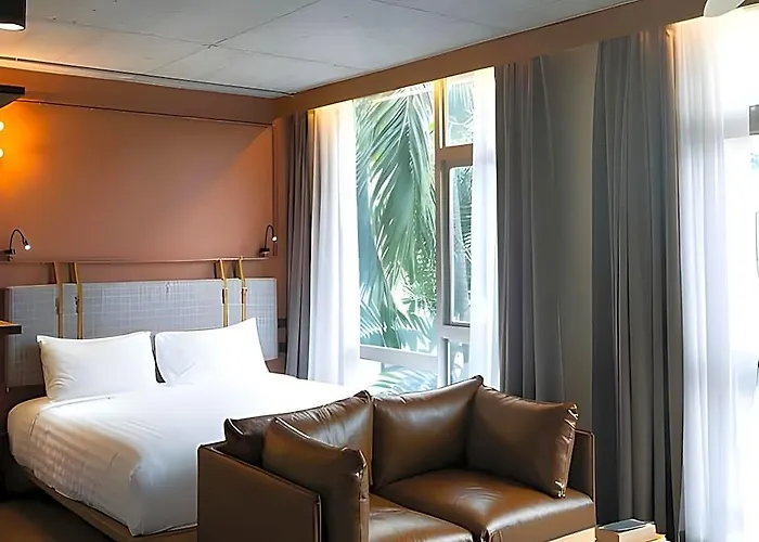 Tints Of Blue Hotel Bangkok